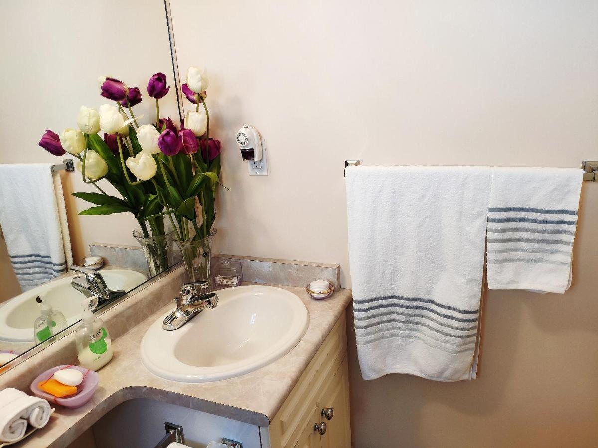 Helen'S House / Close To Skytrain And Airport แวนคูเวอร์ ภายนอก รูปภาพ