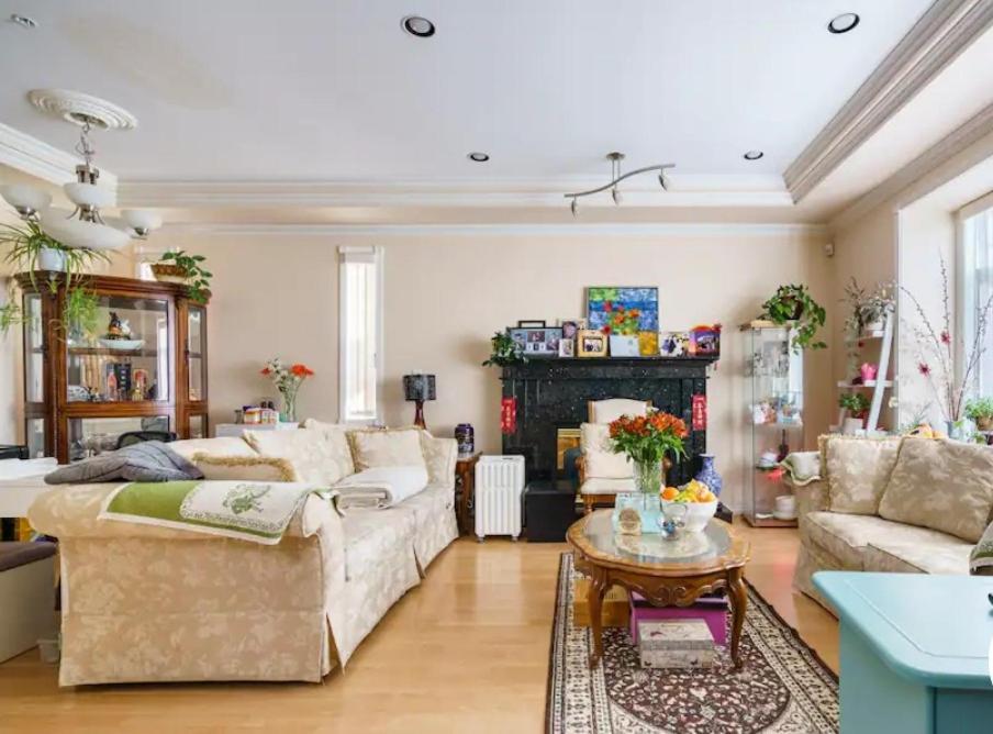 Helen'S House / Close To Skytrain And Airport แวนคูเวอร์ ภายนอก รูปภาพ